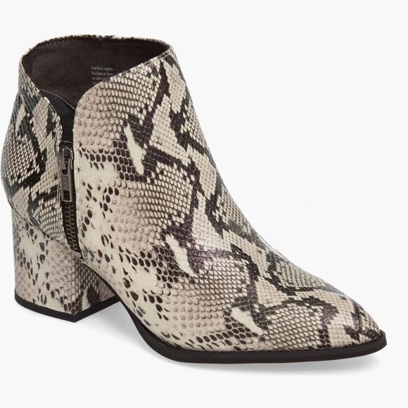 Snakeskin booties - Picture 1 of 10